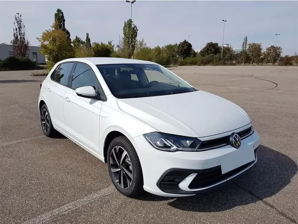 Günlük Kiralık Araç Volkswagen Polo Otomatik Benzinli